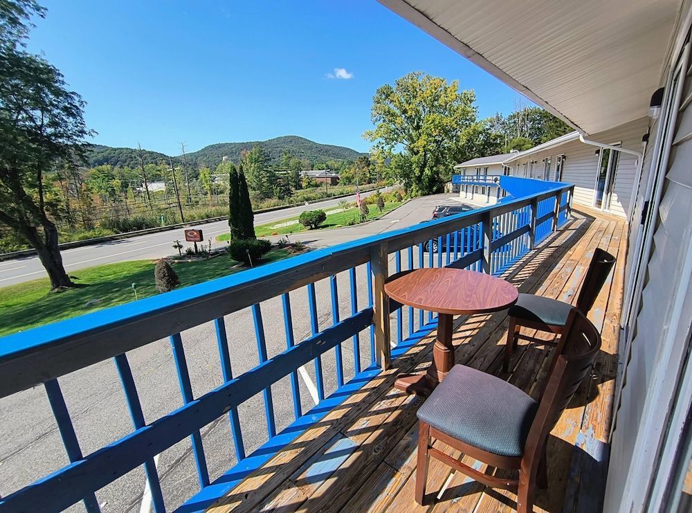 Econo Lodge Lee - Great Barrington 1