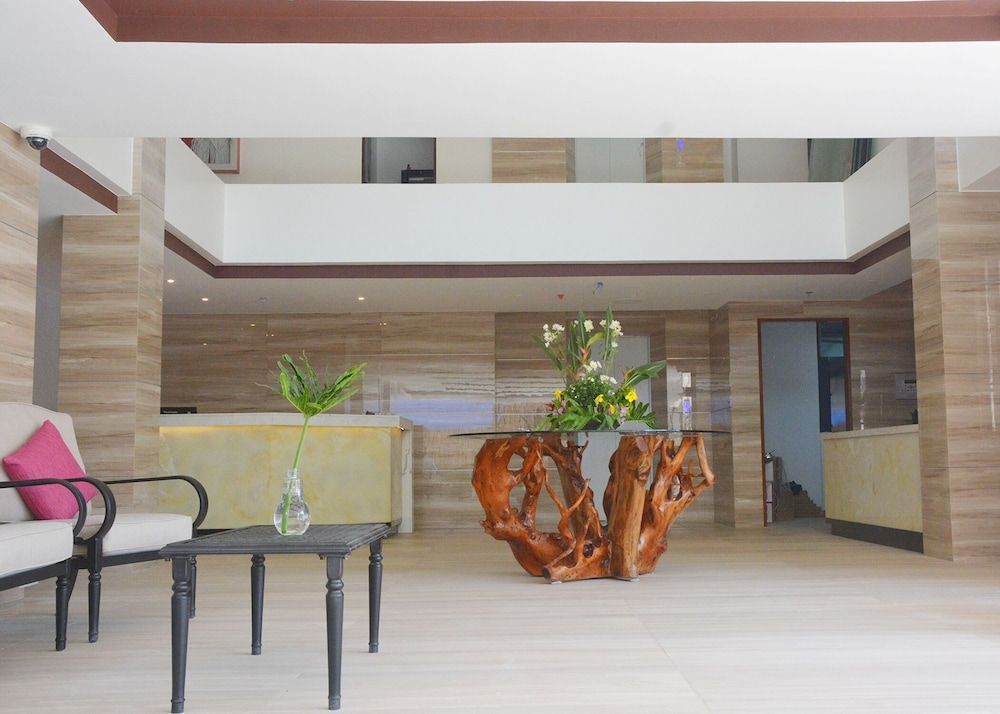 Commander Suites de Boracay 2