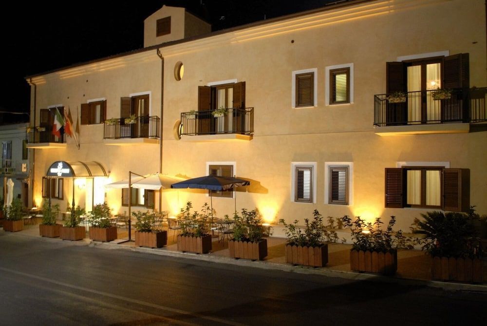 Hotel Paradiso Delle Madonie 2