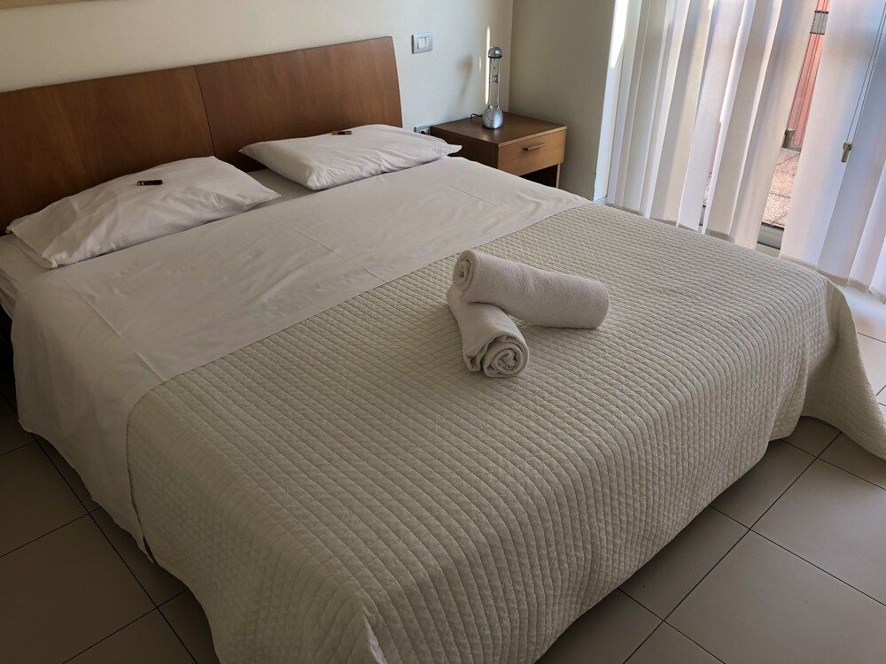 Vista Hotel & Residence 1