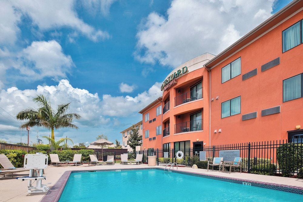 Courtyard by Marriott Corpus Christi 1