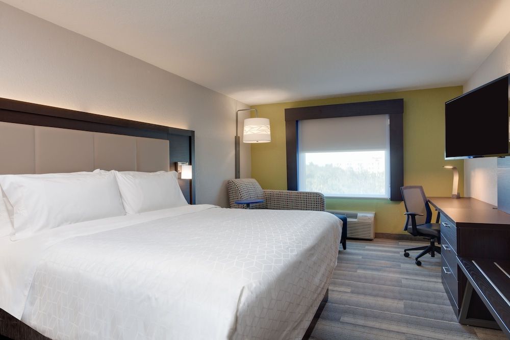 Holiday Inn Express & Suites FT. LAUDERDALE AIRPORT/CRUISE by IHG 2