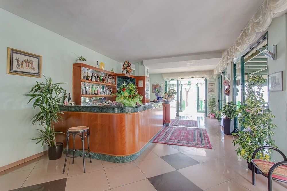 Hotel Emilia 2