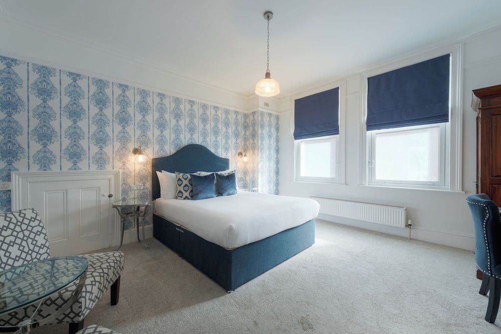 Florence Gardens Boutique Hotel and Restaurant 1