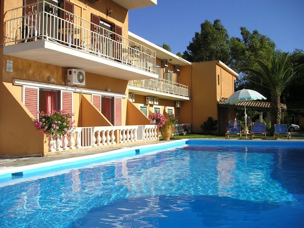 River Studios & Apartments 1