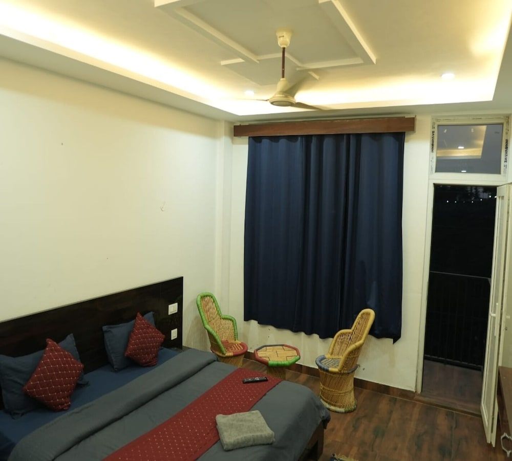 Hotel Jungle Hut 1