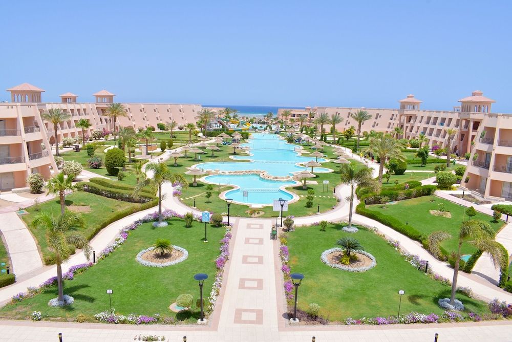 Jasmine Palace Resort & Spa 1