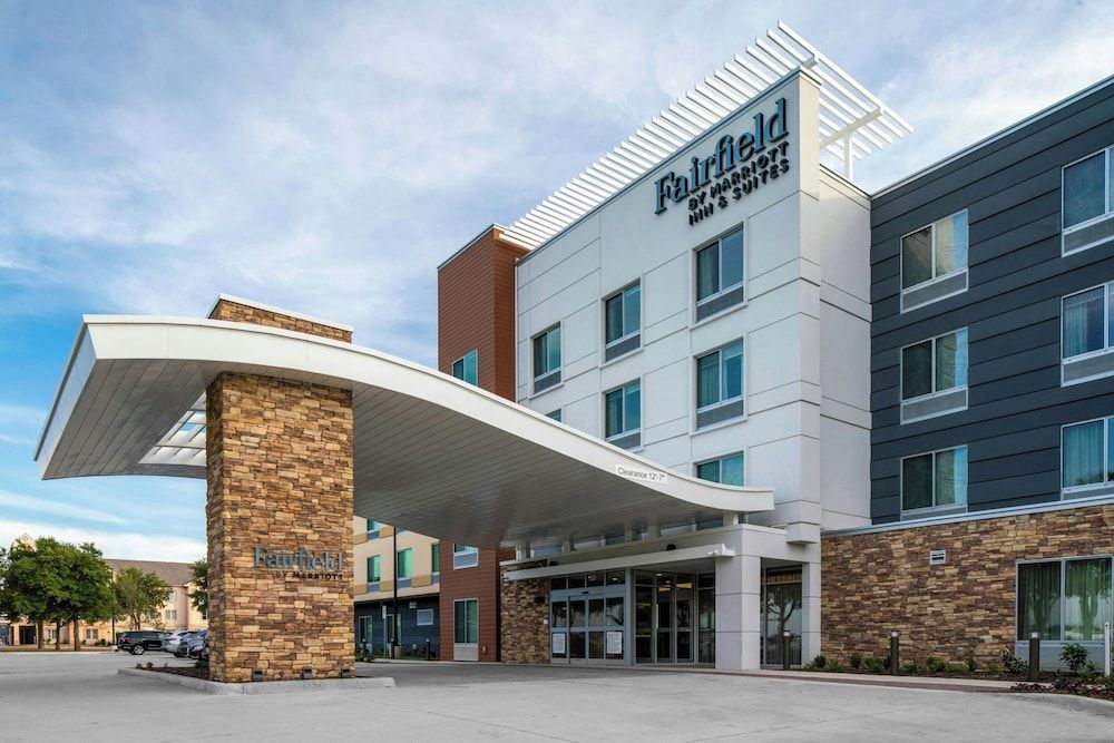 Fairfield by Marriott Inn & Suites Dallas DFW Airport North, Irving 1