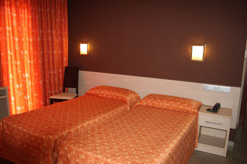 Tossa Beach Hotel 1