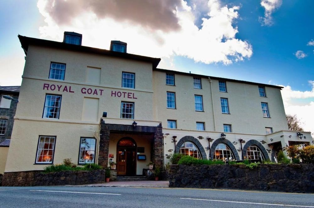 Royal Goat Hotel 1