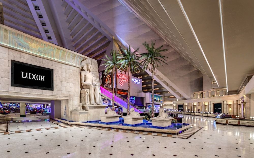 Luxor 2