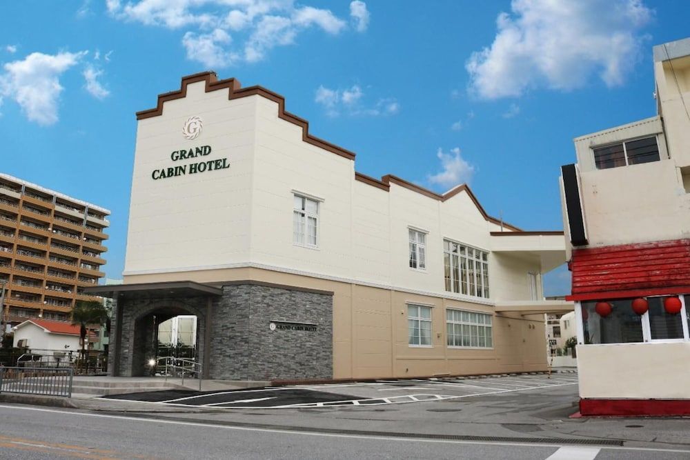 Grand Cabin Hotel Naha Oroku 1