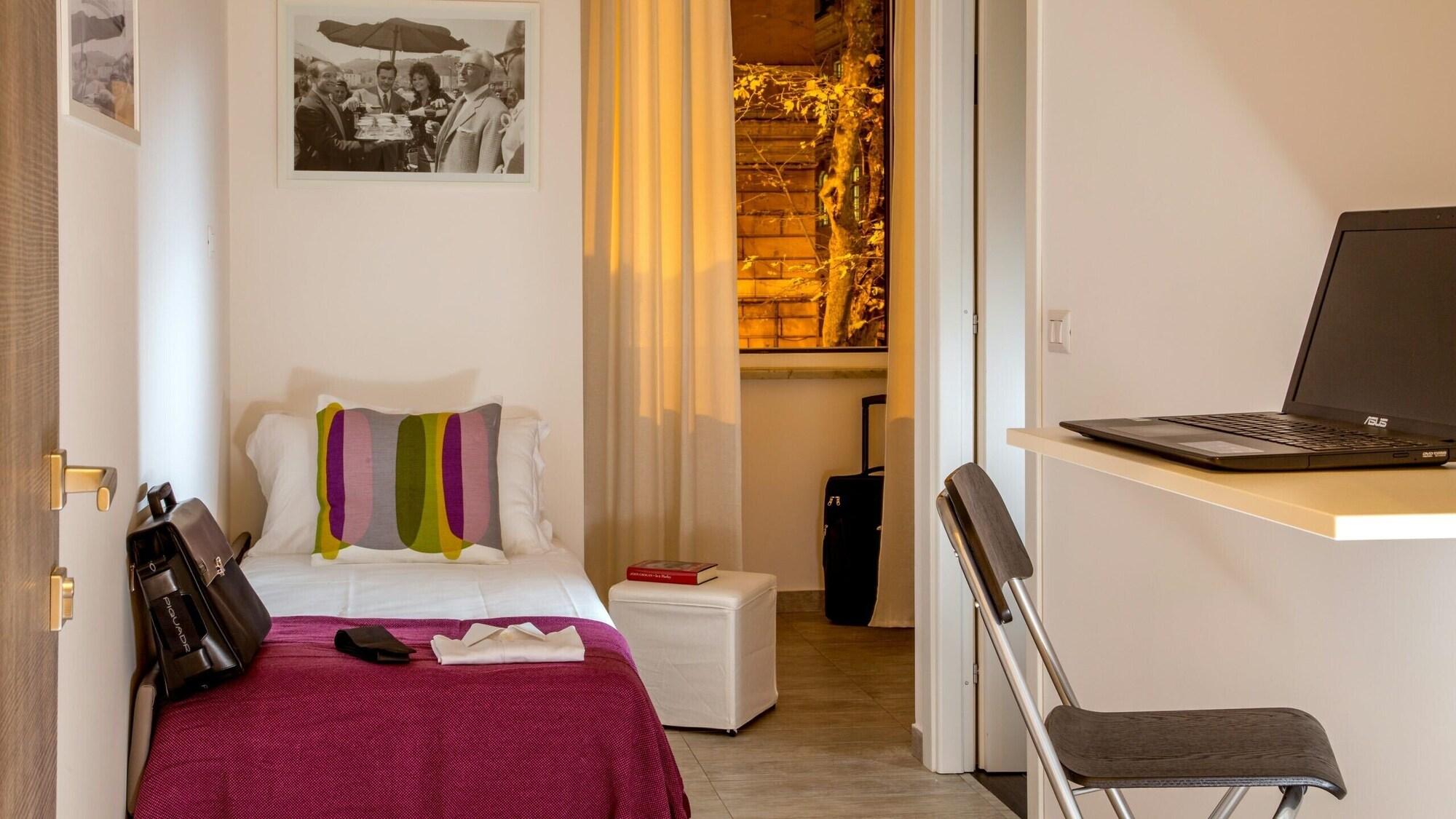 Relais Merulana Guest House 1