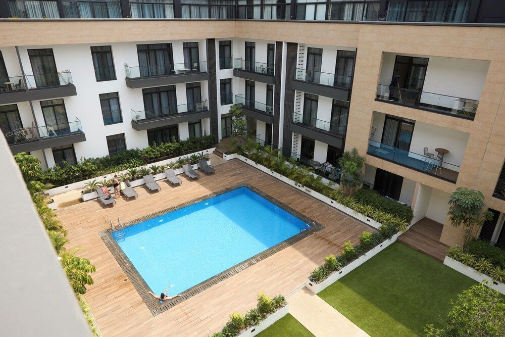 Peravi Suites at Embassy Gardens 1