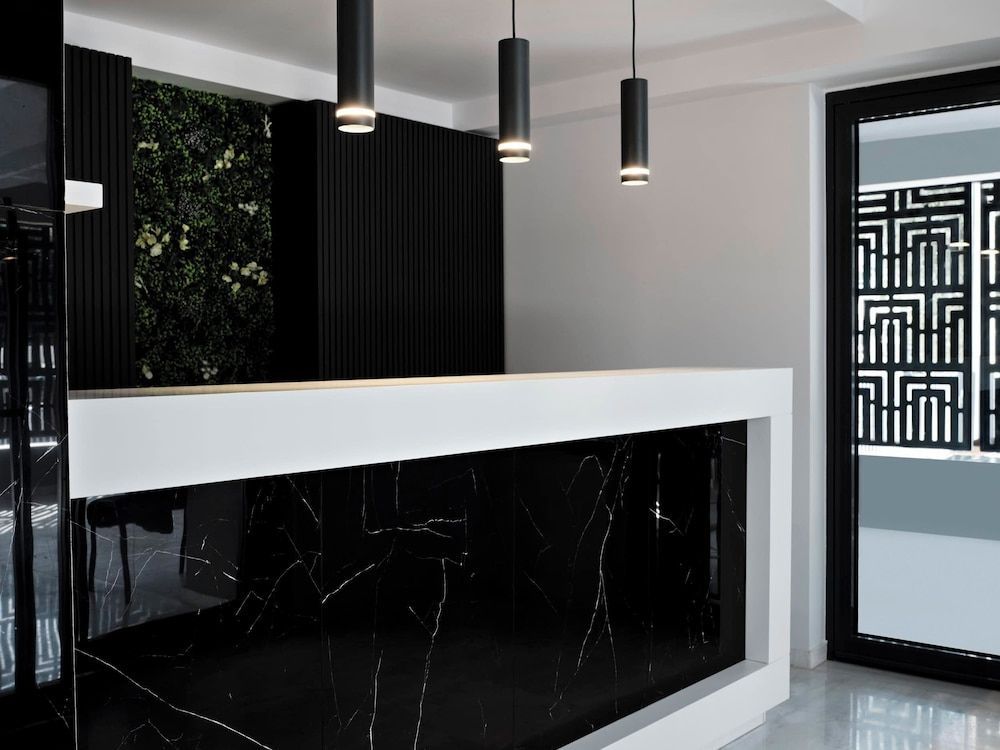AVA Hotel & Residences Athens Riviera 2