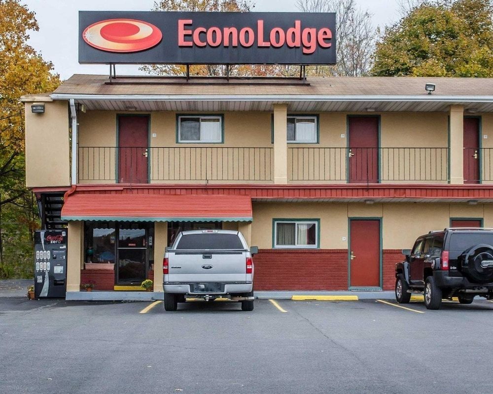 Econo Lodge Frackville 1
