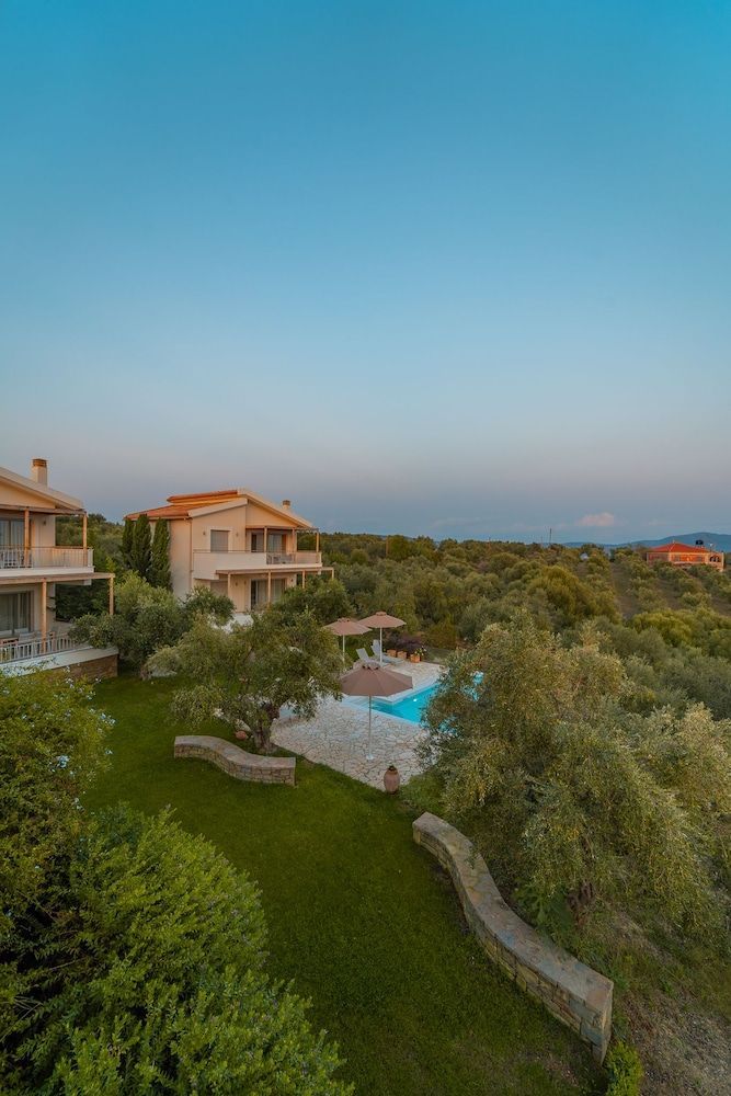 Abelia Luxurious Villas 1