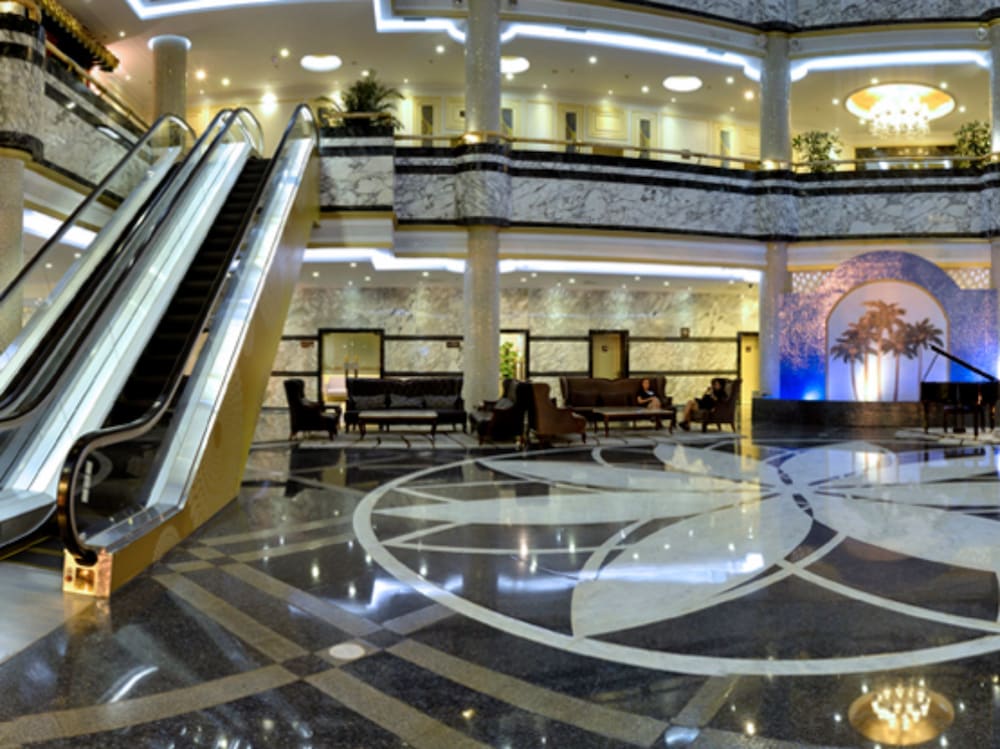 Baohua Harbor View Hotel 2