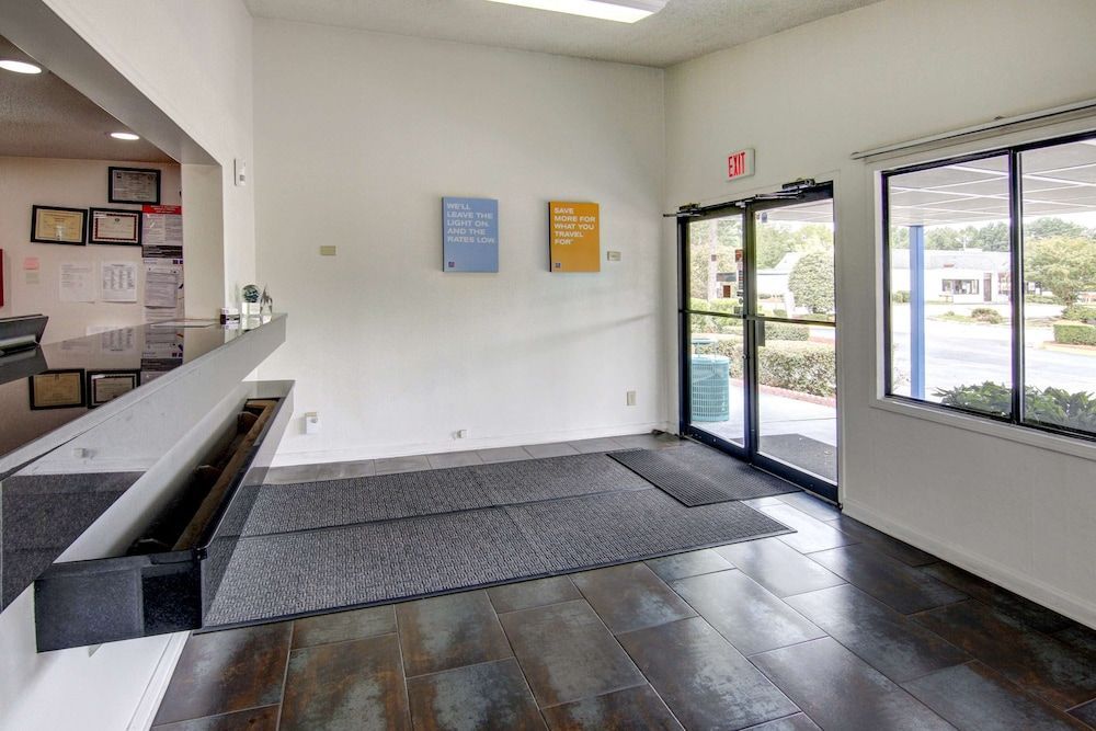 Motel 6-Union City, GA - Atlanta Airport 2