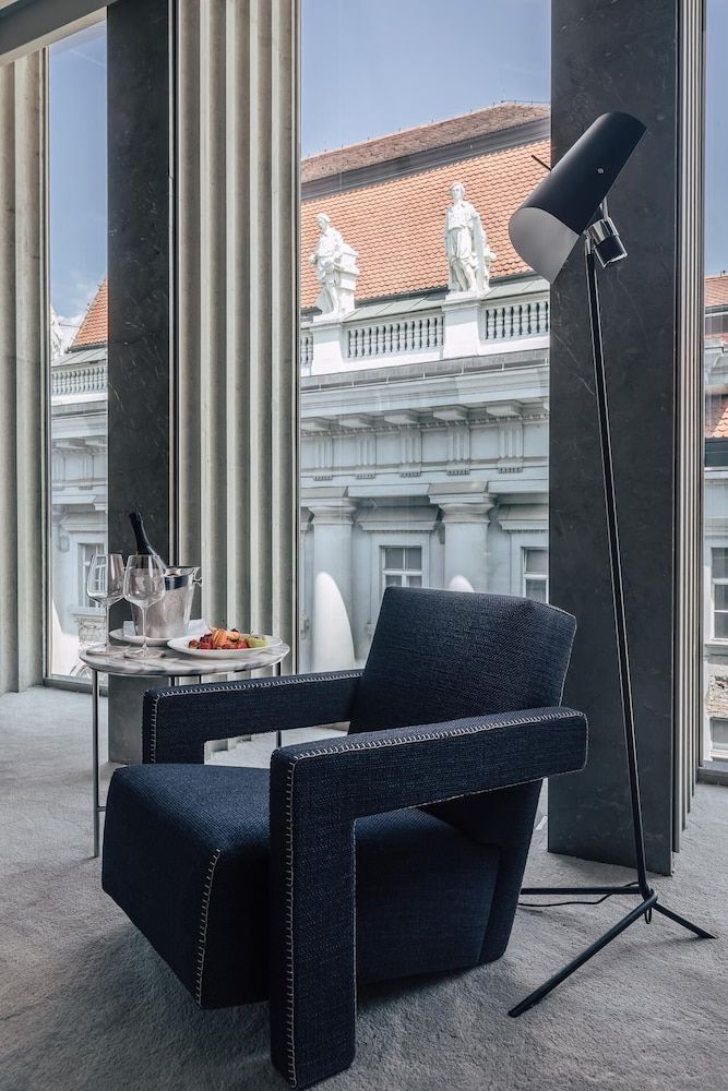 Met Boutique Hotel 1