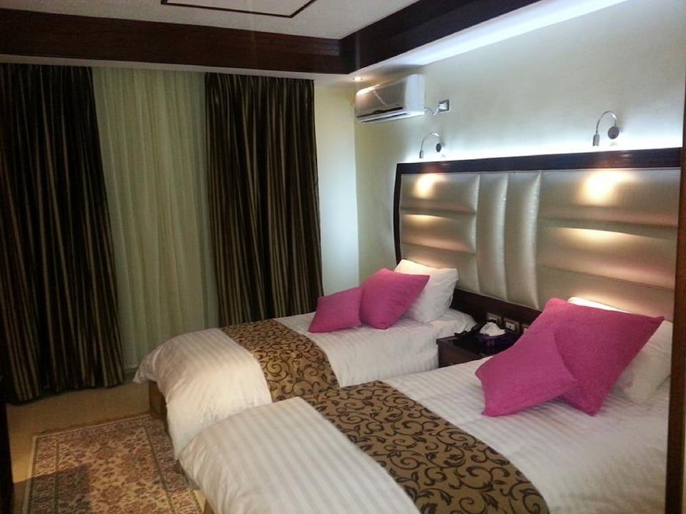 Petra Sella Hotel 1