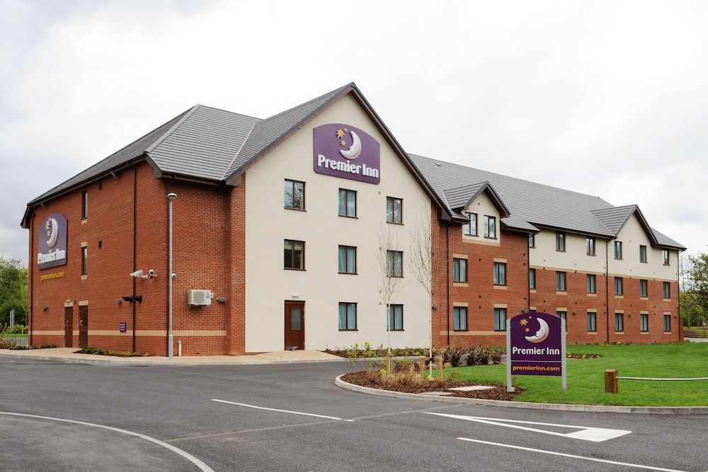 Premier Inn Redditch North - A441 1