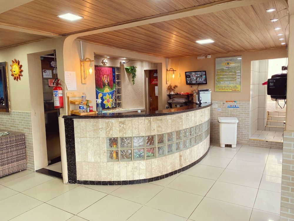 Hotel 5 Sóis 2