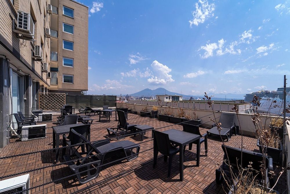 P.C. BOUTIQUE SEA VIEW NAPOLI CENTRO by ClaPa Group Dislocated Hospitality 1
