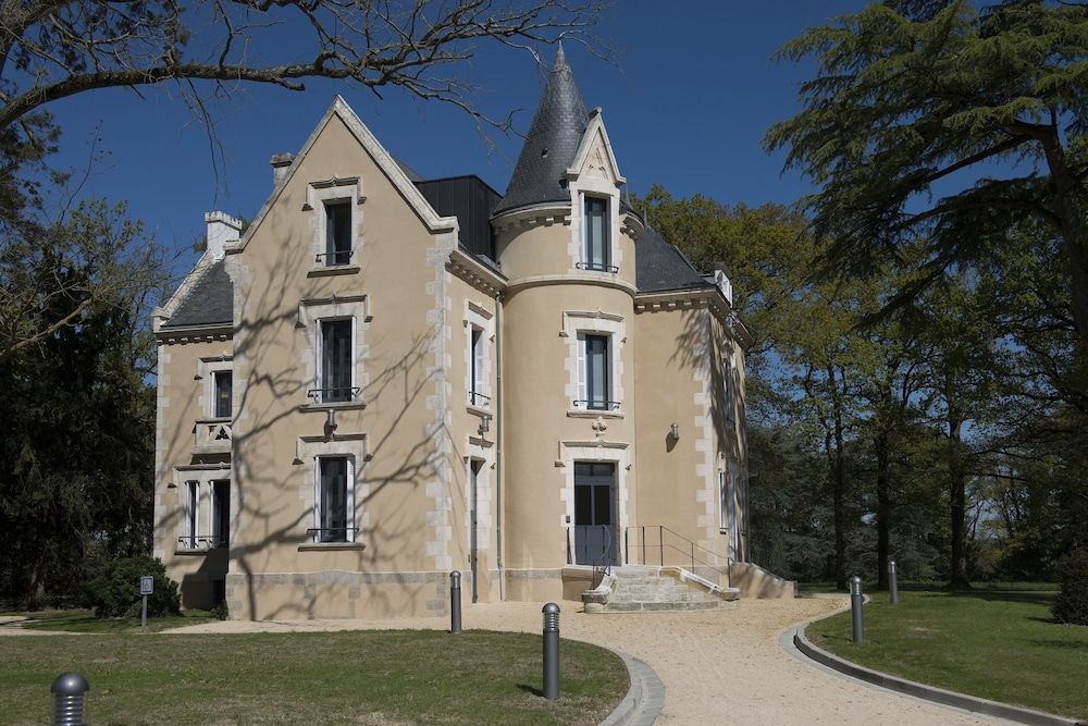 Domitys Le Château des Plans 1