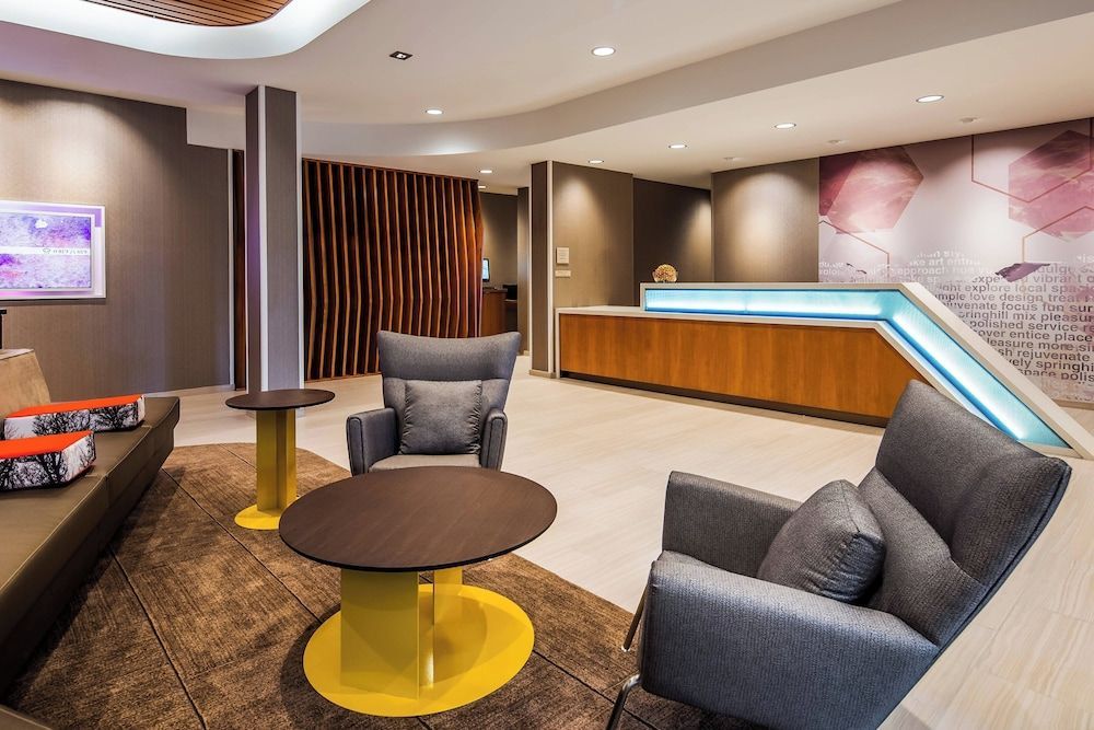 SpringHill Suites by Marriott Chambersburg 2