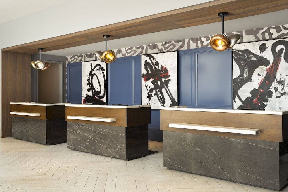 Le Meridien New Orleans 1