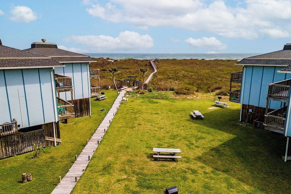 Casa Sea-esta - Ocean Views! 1