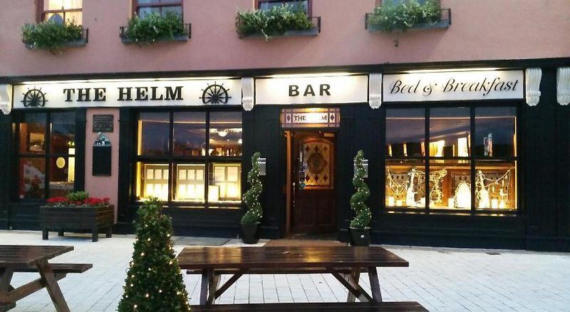 The Helm Apartments & Lodge B&B 1