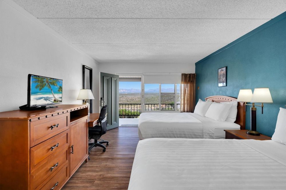 Tombstone Lookout Lodge, SureStay Collection by Best Western 1