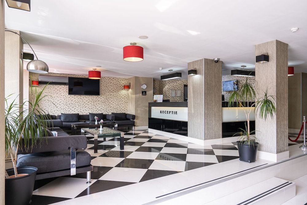 Hotel Parliament 1