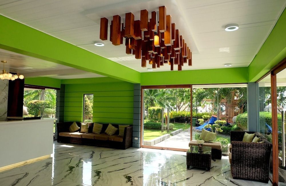 London Beach Resort and Hotel 2