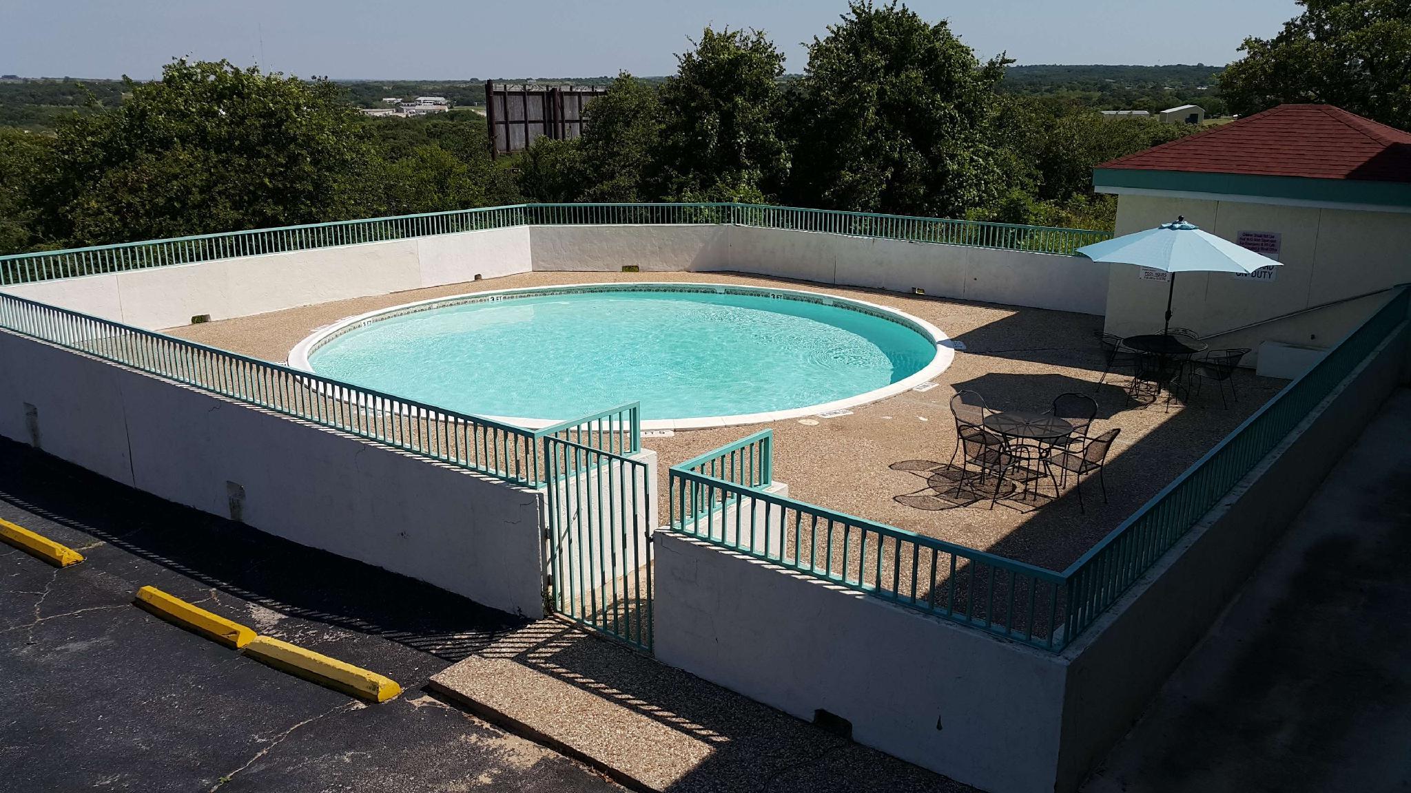 Americas Best Value Inn Bowie 1