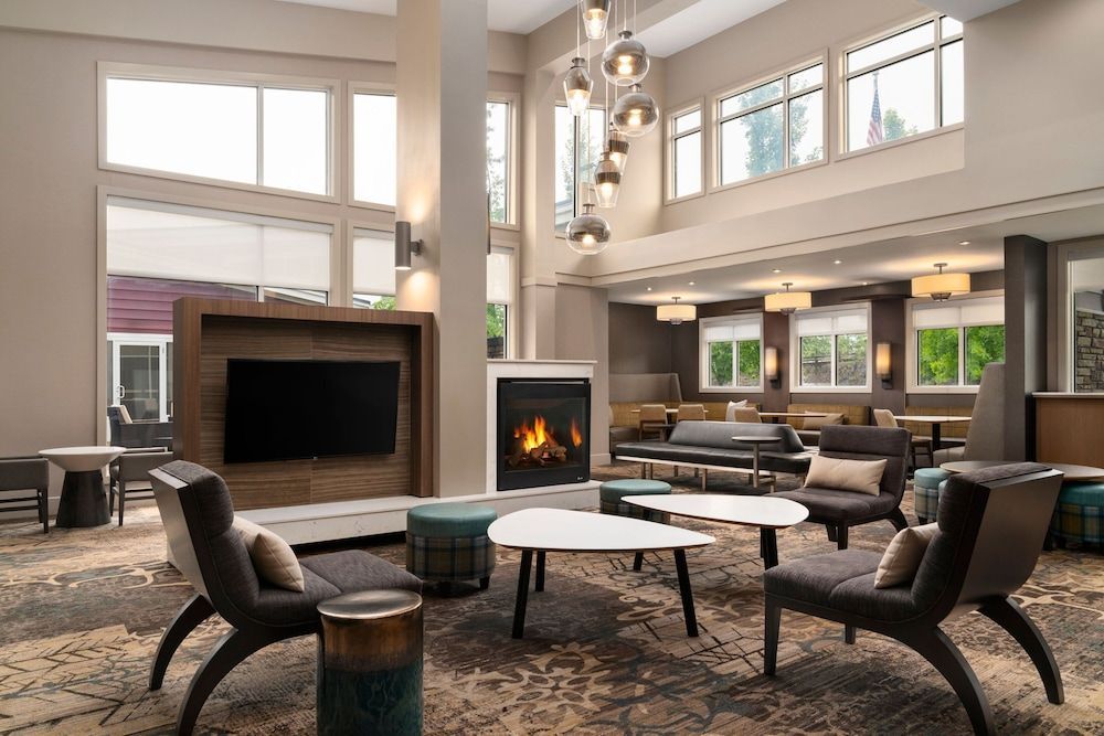 Residence Inn by Marriott Kingston 2