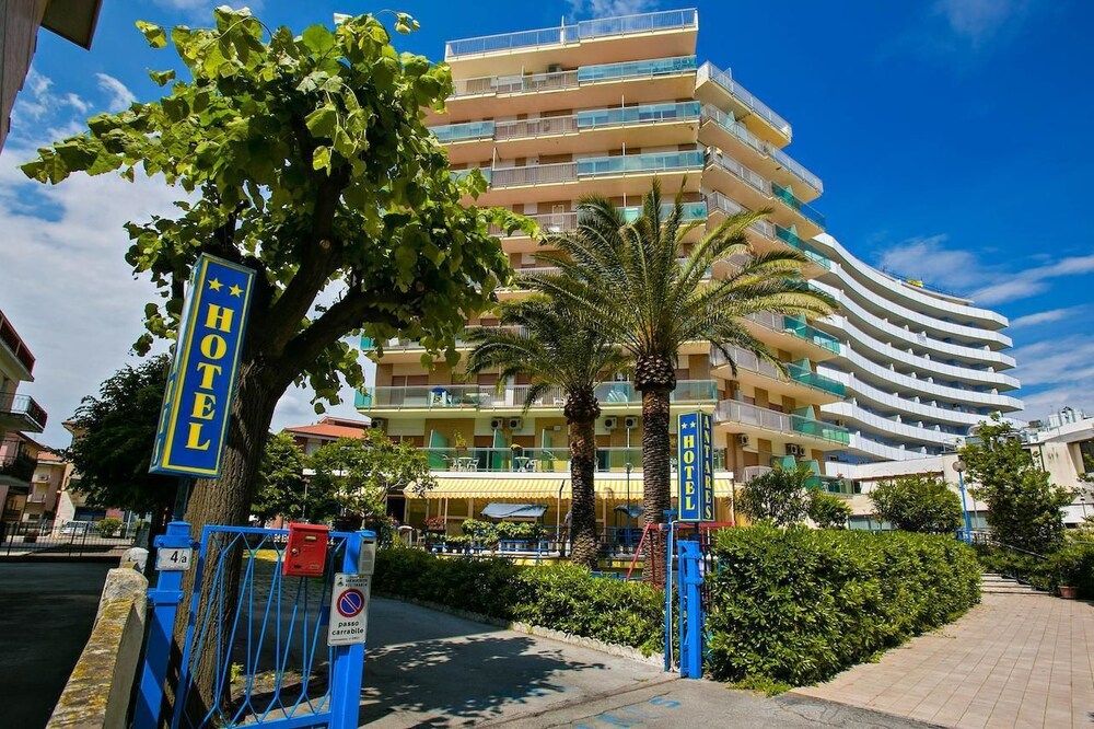 Hotel Antares 1
