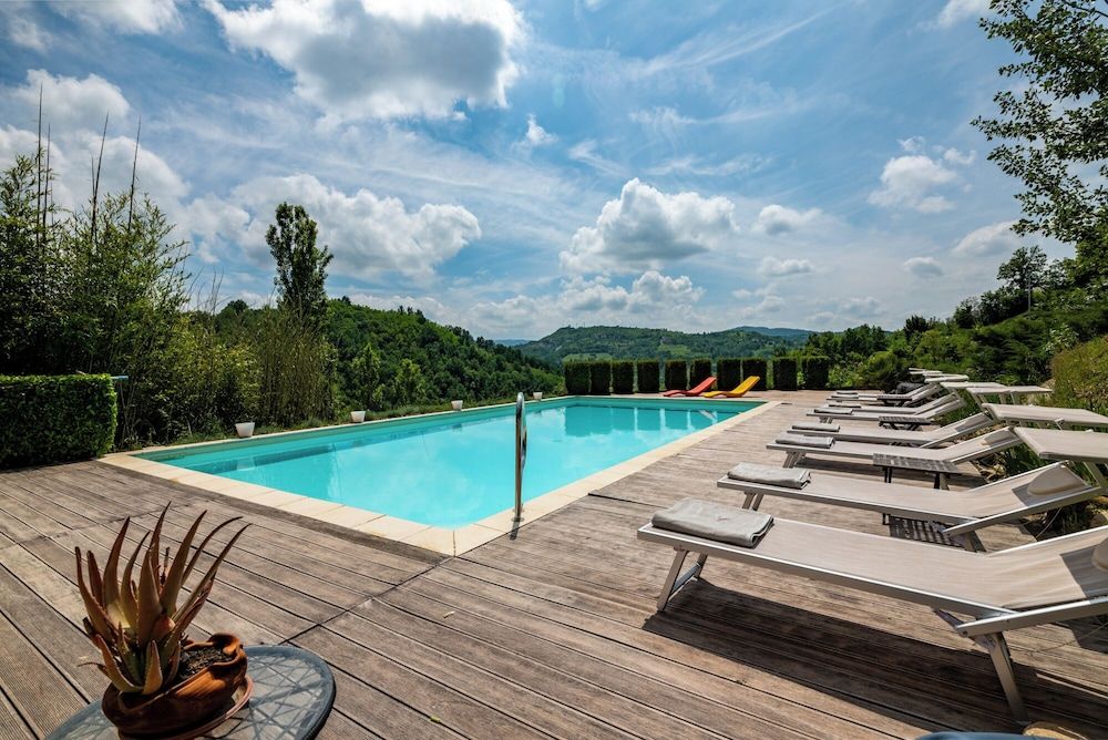 Tenuta Moncarlino 1
