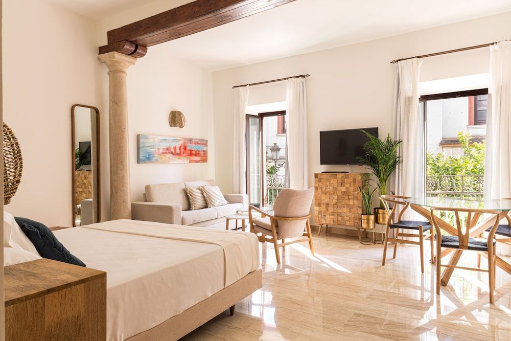 Puerta Catedral Apartments 2