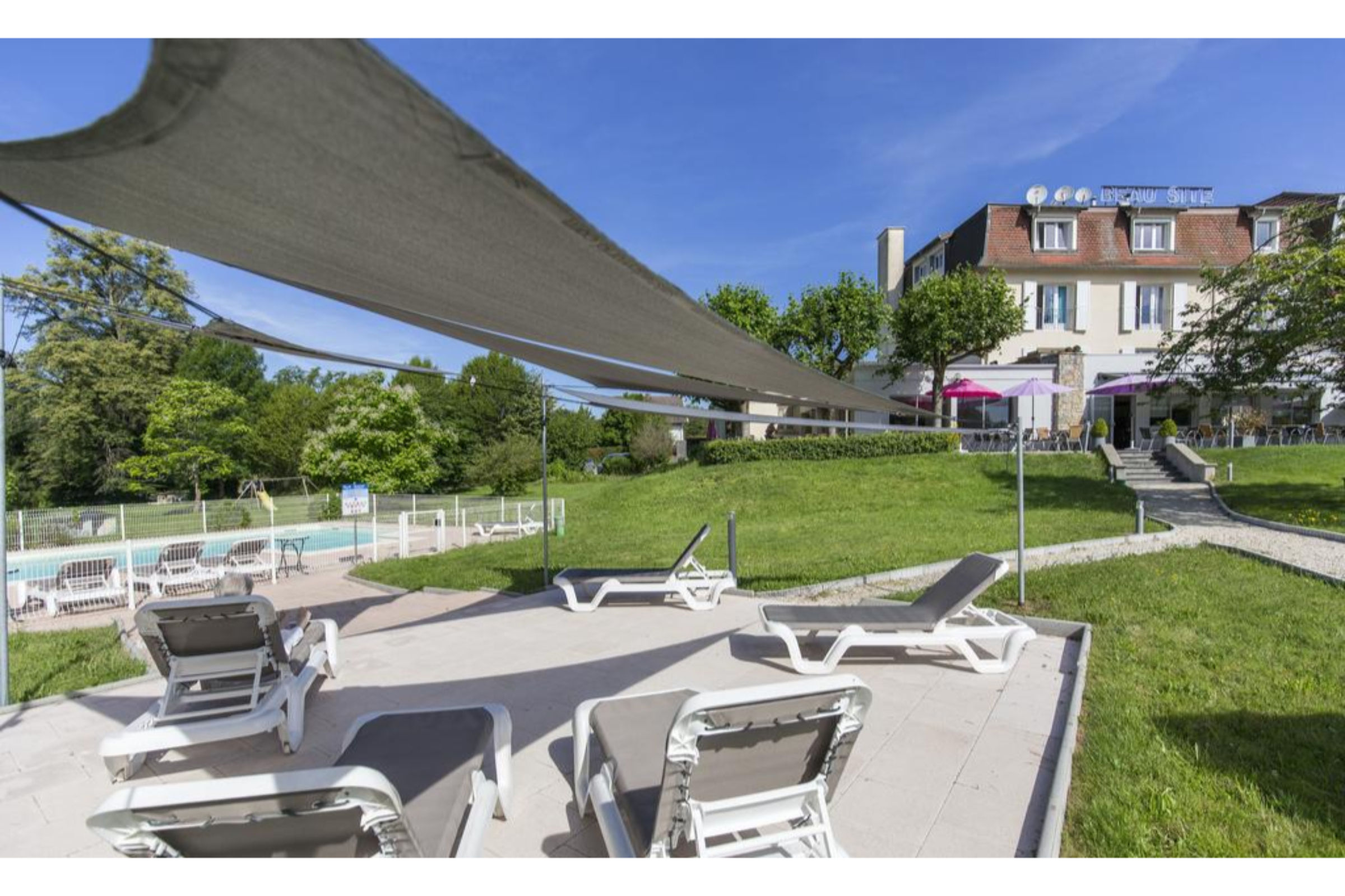 Logis Hotel Restaurant Spa Beau Site 2