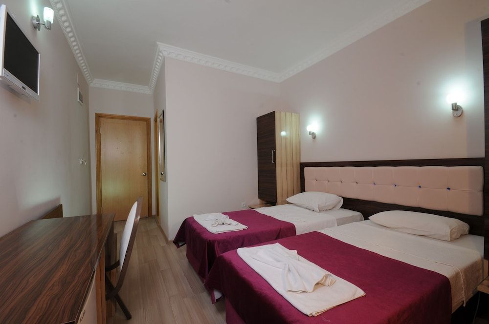 Rosy Hotel 1