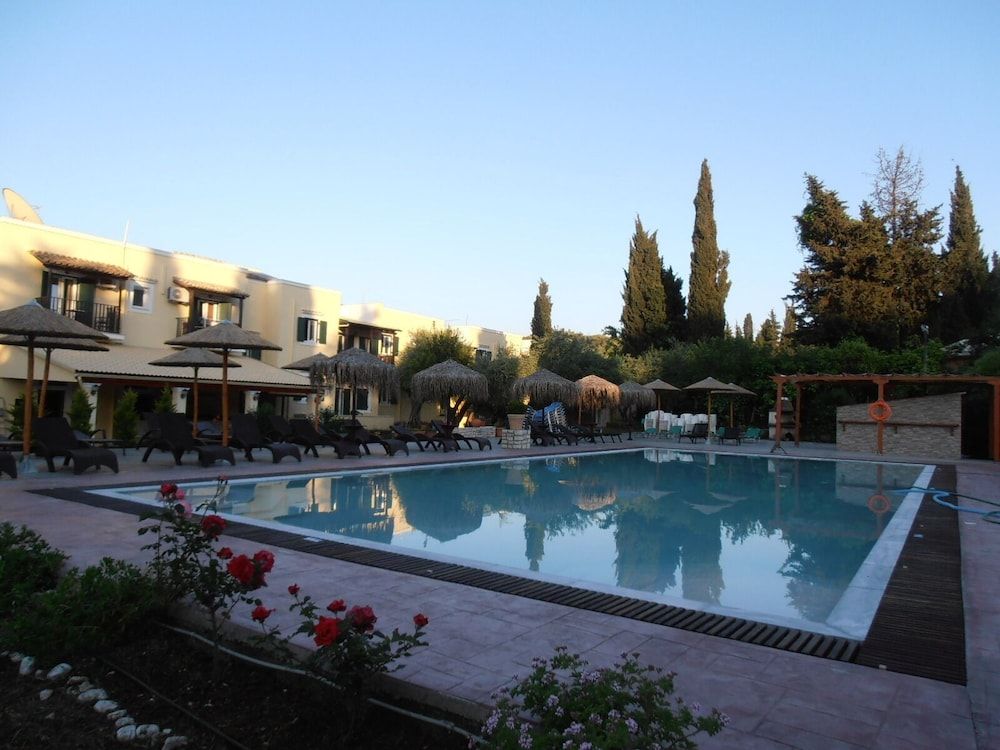 Frosini Gardens 1