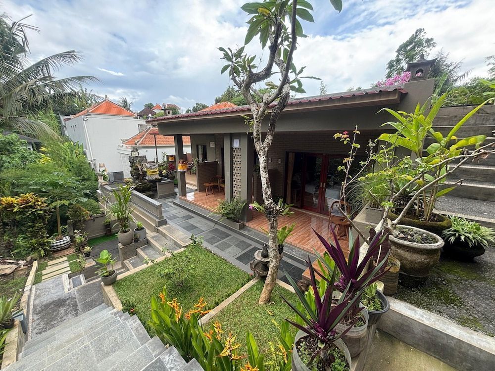 Sulendra Jungle Suites Ubud View by EPS 1