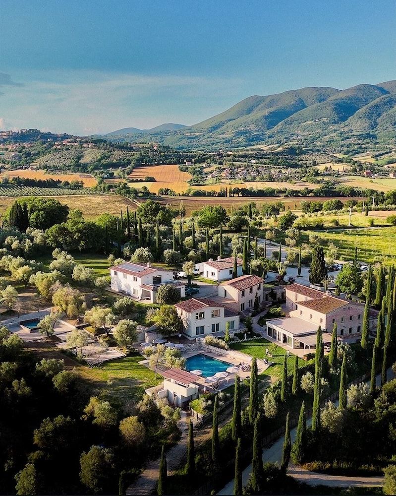 Borgo del Lago 1