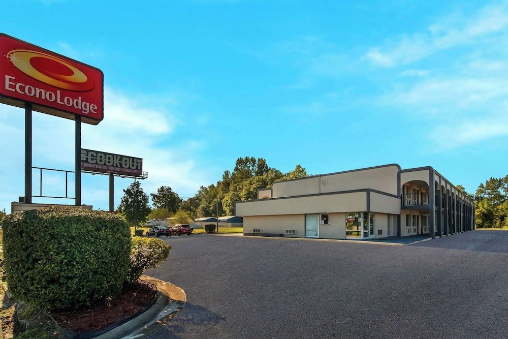 Econo Lodge Goldsboro Hwy 70 1