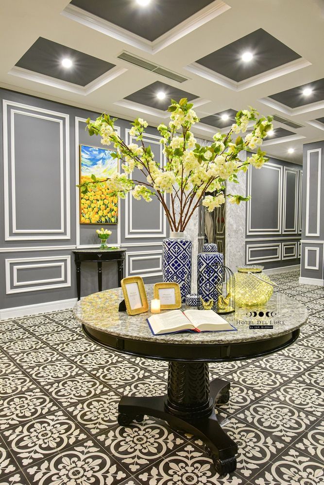 Hotel Del Luna Boutique 2