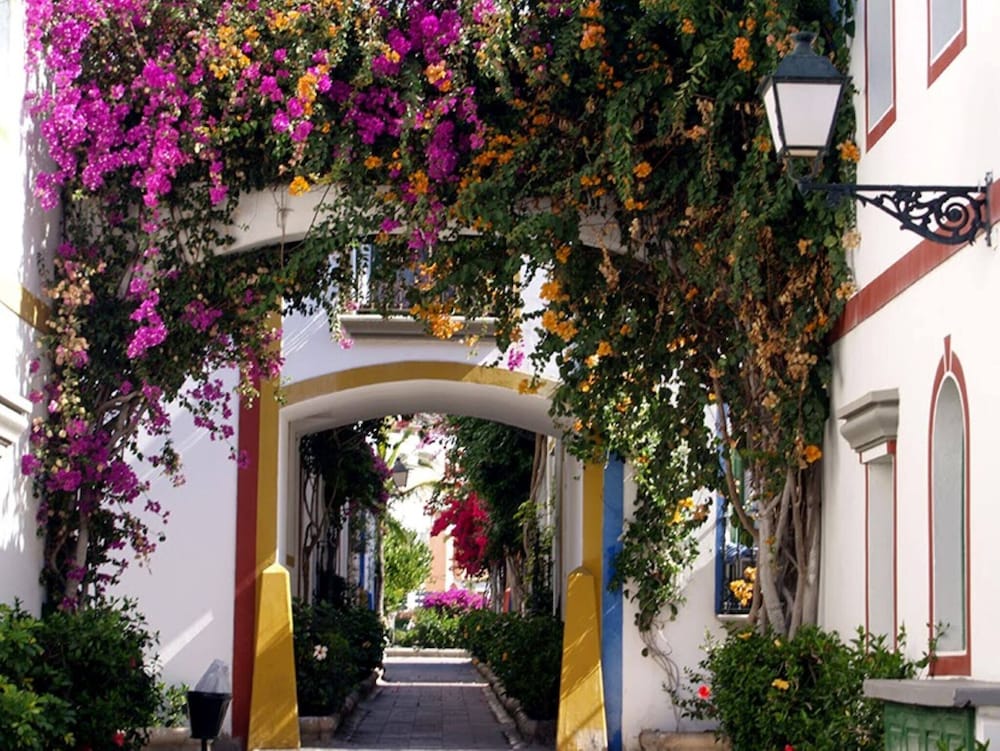 Charming 1 Bedroom Apartment in Puerto de Mogán 1