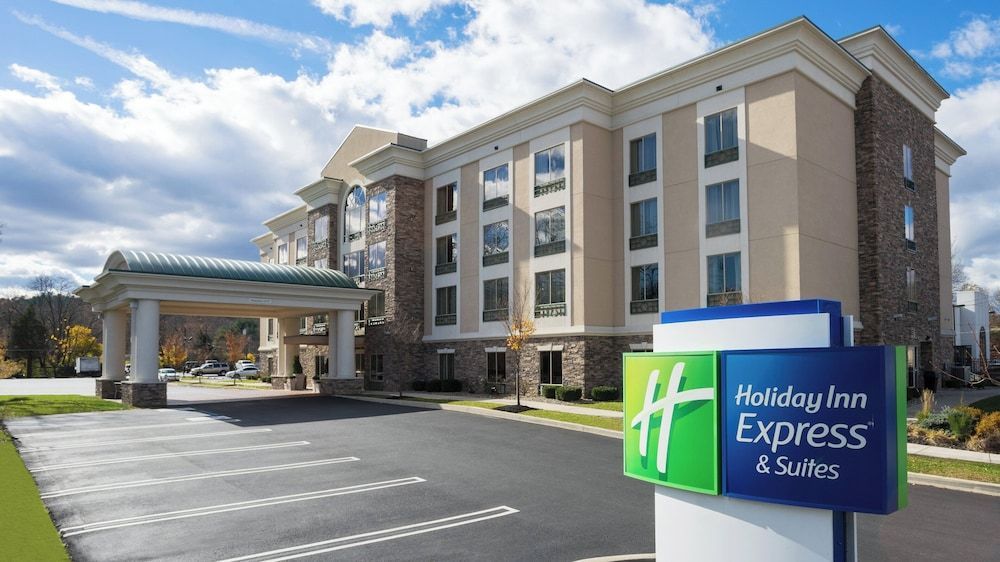 Holiday Inn Express & Suites STROUDSBURG-POCONOS by IHG 1